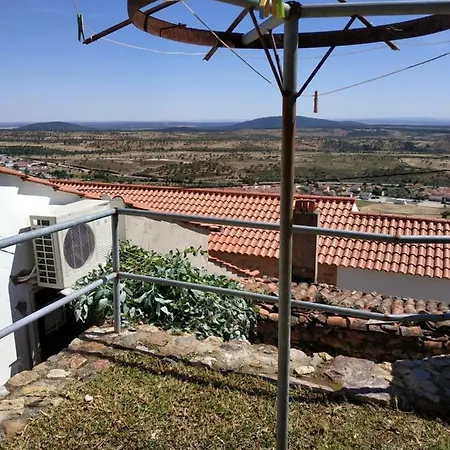 Casa Do Alecrim Сasa de vacaciones Penha Garcia